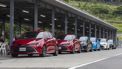 New Toyota Corolla Tanpa Buntut Bakal Gendong Mesin Turbo