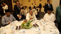 Hayono Isman, Siti Nurbaya, dan M Prasetyo juga hadir dalam acara tersebut.
