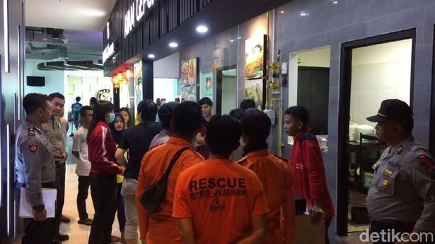 Maxx Kitchen Lippo Plaza Sempat Terbakar/