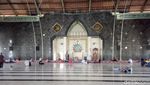 Potret Alquran Raksasa dan Masjid Megah di Makassar