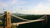 Jembatan Clifton di Bristol, Inggris. Ini mencakup Avon Gorge dan menghubungkan Clifton di Bristol ke Leigh Woods di North Somerset, Inggris. Feel-planet.com/Istimewa.