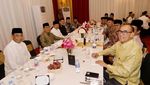 Potret Gatot Nurmantyo: Melangkah, Senyum, dan Cium Tangan SBY