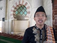 Masjid Megah Bergaya Timur Tengah & Spanyol di Makassar