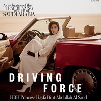 Edisi terbaru Vogue Arabia adalah tentang merayakan diberlakukannya kebijakan yang memperbolehkan wanita menyetir mobil. Untuk edisi istimewa, dipilihlah wanita istimewa sebagai ikonnya, yang tak lain Putri Hayfa bint Abdullah Al Saud. Foto: Dok. Vogue Arabia