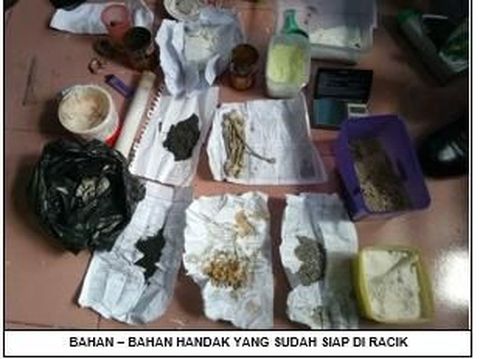 Penampakan Barang Bukti yang Disita di UNRI: Bom TATP hingga Panah