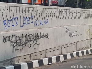 Warning Polisi hingga Sandi untuk Pelaku Vandalisme di Mampang