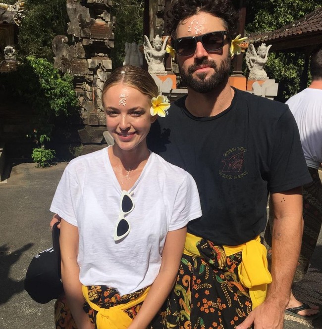 Nihi Resort dipilih sebagai lokasi pernikahan karena di situ pula Brody melamar Kaitlynn pada 2016. Asmara mereka dikabarkan sudah terjalin  sejak 2013. “Aku yang mengejarnya. Dia wanita yang luar biasa,” kata Brody. (Foto: Instagram)