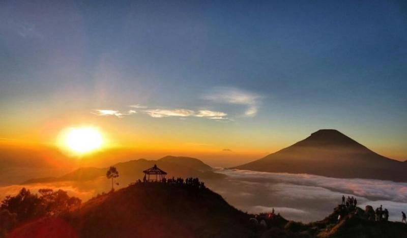 Bukit di Wonosobo, Dieng