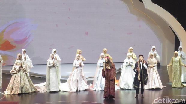 Anggunnya 15 Finalis Sunsilk Hijab Hunt 2018 di Pembukaan Grand Final