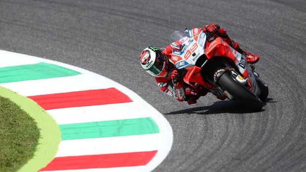 Jorge Lorenzo menjadi juara di MotoGP Italia 2018, Minggu (3/6).