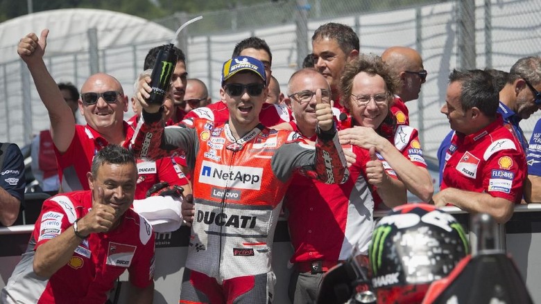 Ducati Janji Bantu Lorenzo Rebut Kemenangan Lain di Sisa Musim Ducati Janji Bantu Lorenzo Rebut Kemenangan Lain di Sisa Musim