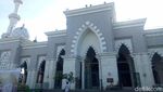 Foto: Masjid Megah Kebanggaan Warga Makassar
