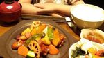Gemas! Gaya Makan Aminah yang Sering Sholawatan Bersama Kakaknya, Alwi Assegaf