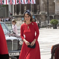 Tiada manusia yang sempurna, termasuk Putri Eugenie sekalipun yang tak luput dari penyakit serius. Masa kecil cucu Ratu Elizabeth II ini ternyata pernah dibayangi Skoliosis.  (Foto: Dok. Getty Images)