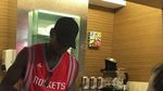 Pesepak Bola Muslim dari MU, Paul Pogba Ternyata Suka Berpose Seru dengan Makanan