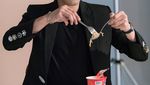 Yuk, Intip 10 Keseruan Penyanyi Choi Siwon Kalau Lagi Makan