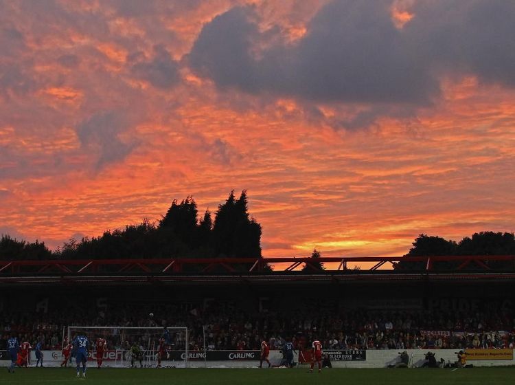 Senja di Stadion-Stadion Seluruh Dunia