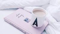 Secangkir kopi di pagi hari, jadi salah satu hal yang dinikmati Ratu Felisha untuk menambah semangat. Foto: Instagram @allaboutfelisha