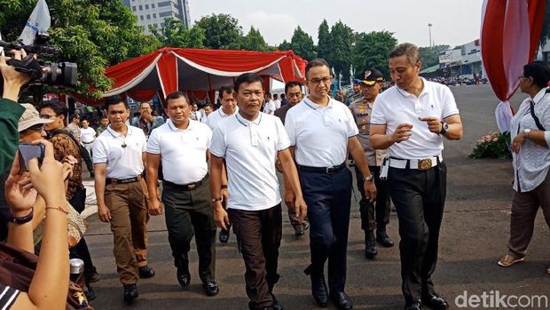 Gubernur DKI Jakarta Anies Baswedan ikut peluncuran program ini