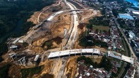 Saat ini progres pengerjaannya adalah 80,9%, sedangkan pembebasan lahan mencapai 99,47%. Beberapa pekerjaan yang masih dilakukan di ruas ini di antaranya pekerjaan struktur, pekerjaan tanah dan pekerjaan perkerasan. Istimewa/Waskita Karya.
