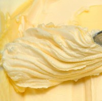 Viral Margarin Jadi Skincare Bikin Glowing, Dokter Jelaskan Bahayanya