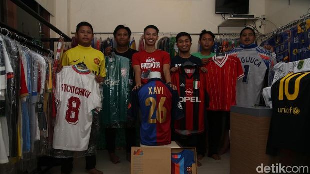 Dari Iseng Koleksi Jersey Bisa Jadi Duit