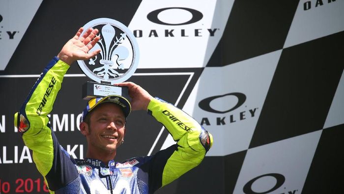 Valentino Rossi finis ketiga di MotoGP Italia.(Foto: Alessandro Bianchi/ REUTERS) Valentino Rossi finis ketiga di MotoGP Italia.(Foto: Alessandro Bianchi/ REUTERS)