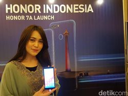 Smartphone Honor 7A Tiba di Jakarta