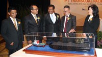 PT. Transcoal Pacific Tb melakukan penawaran umum perdana saham (Initial Public Offering /IPO) dengan melepas sebanyak-banyaknya 1.500.000 atau sebanyak-banyaknya 27,27% dari saham keseluruhan.