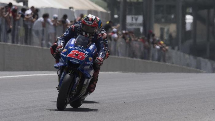 Maverick Vinales ngamuk pada Yamaha setelah finis kedelapan di MotoGP Italia. (Foto: Mirco Lazzari gp/Getty Images) Maverick Vinales ngamuk pada Yamaha setelah finis kedelapan di MotoGP Italia. (Foto: Mirco Lazzari gp/Getty Images)