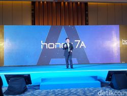 Smartphone Honor 7A Tiba di Jakarta