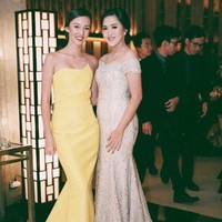 Betubuh tinggi semampai, siluet gaun dengan rok mermaid memaksimalkan penampilan Nabila Sudiro. Putri dari aktor Tora Sudiro ini bahkan dianugerahi sebagai ratu prom atas pilihan warna gaunnya yang mencuri atensi. Foto: Dok. Instagram