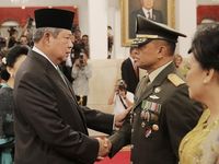 Gatot usai dilantik oleh SBY pada Juli 2014.