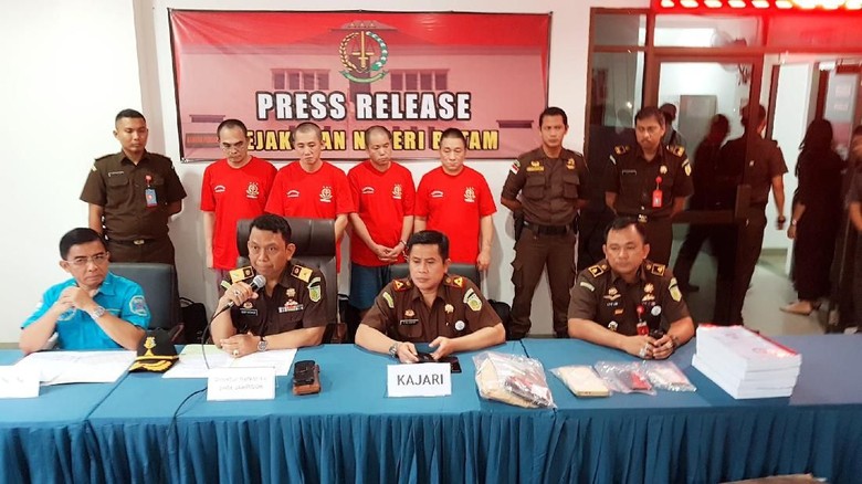 Jaksa Siap Jerat 4 Tersangka 1 Ton Sabu dengan Hukuman Mati Jaksa Siap Jerat 4 Tersangka 1 Ton Sabu dengan Hukuman Mati