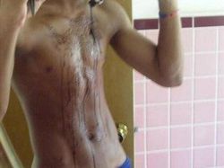 Deretan Foto Selfie yang Bikin Ngakak