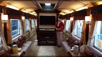 Fasilitasnya beragam, salah satunya ruang serbaguna. Di sini, konsumen bisa kumpul dengan keluarga hingga karaoke. Dok. Kereta Api Pariwisata.