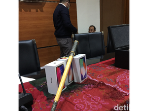 Mendagri Laporkan Keris Abad Ke-14 Berbentuk Tongkat Komando ke KPK