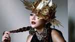 Wow Kaki Jenjang Aura Kasih Curi Perhatian