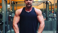 Perlahan fisiknya berubah ketika Brian mulai sering latihan beban di gym. (Foto: Instagram/bri_coop)