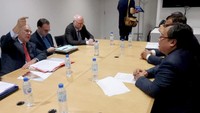 Beberapa hal yang dibahas dalam pertemuan bilateral tersebut adalah mengenai blended financing, SMEs & entreprenership, clean energy finance, dan juga investment reviews. Sementara itu, bidang kerjasama dalam Joint Work Program 2019-2020 akan fokus pada macroeconomic and infrastructure; business climate; green and inclusive growth; and governace. Istimewa/Sarwono.