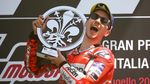 Jorge Lorenzo Curi Panggung di MotoGP Italia 2018