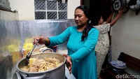 Menjelang lebaran, permintaan ART maupun Babysitter infal atau musiman meningkat di tempat ini.