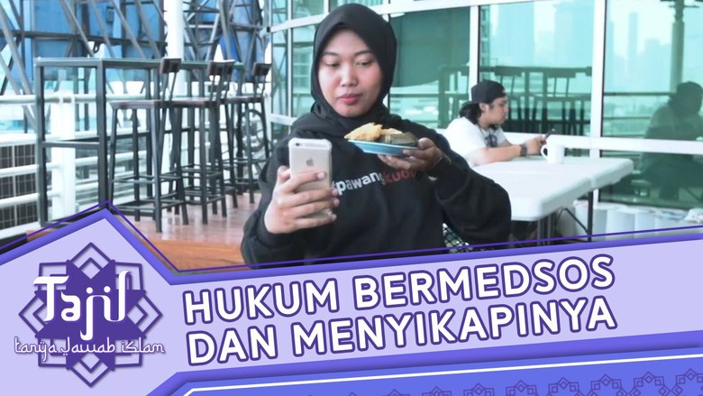 Hukum Bermedsos dan Cara Menyikapinya Hukum Bermedsos dan Cara Menyikapinya