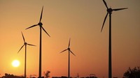 India punya rekor di 2017, memasang lebih dari 4 GW kapasitas tenaga angin baru. Secara keseluruhan, Asia adalah pasar regional terbesar di planet ini untuk pengembangan tenaga angin. Istimewa/CNBC.