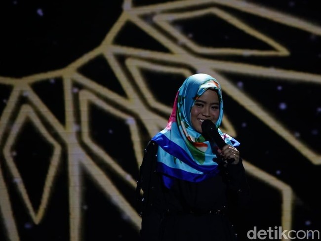 Pemenang kedua diraih oleh Nala Rahmawati asal Bandar Lampung. Ia menampilkan dakwah tentang jodoh dan orang tua yang berhasil membuat hati para penonton bergetar. Foto: Nico/Detikcom, Pradita/Detikcom
