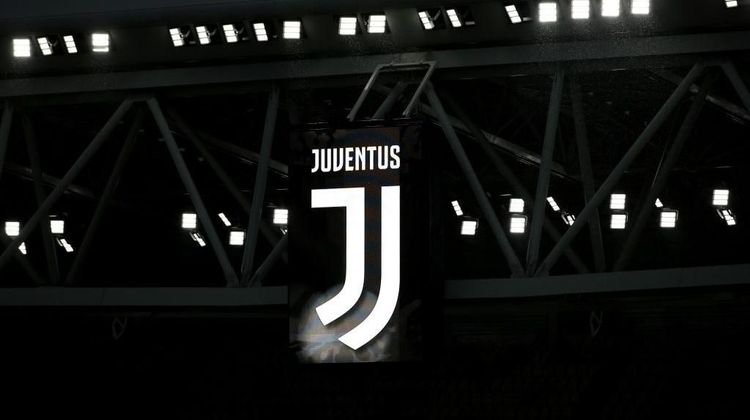 Juventus Rilis Jersey Home 2026/27, Ada Nuansa Emas