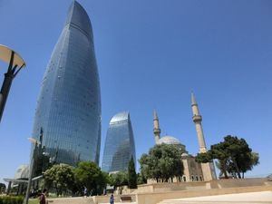 Jejak Islam di Azerbaijan dan Pengaruh 3 Negara Besar