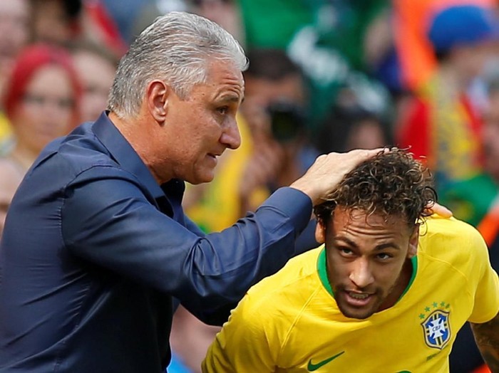 Soccer Football - International Friendly - Brazil vs Croatia - Anfield, Liverpool, Britain - June 3, 2018   Brazils Neymar celebrates scoring their first goal with coach Tite   REUTERS/Andrew Yates