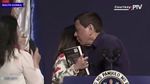 Detik-detik Sebelum Duterte Mendadak Cium Bibir Perempuan di Korsel