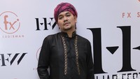 Indra Bekti dan keluarga kecilnya akan berpergian ke luar negeri pada libur lebaran tahun ini. Foto: Hanif Hawari/detikHOT
